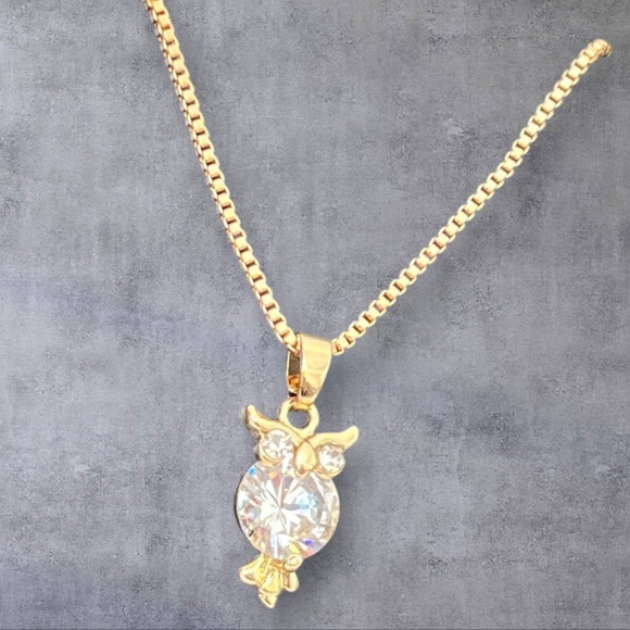 Cute clear CZ OWL design pendant gold plated with matching necklace - Picture 4 of 5